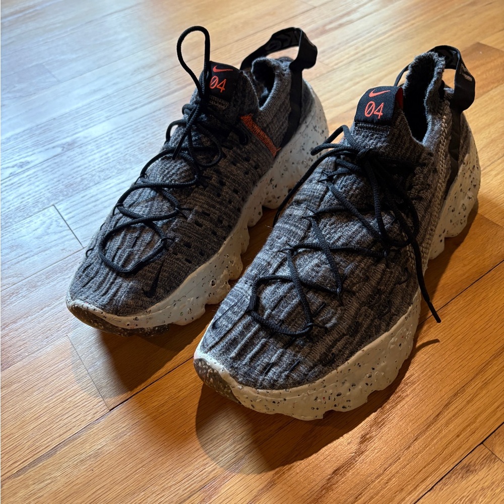 Nike Men's Black and Gray Sneakers
